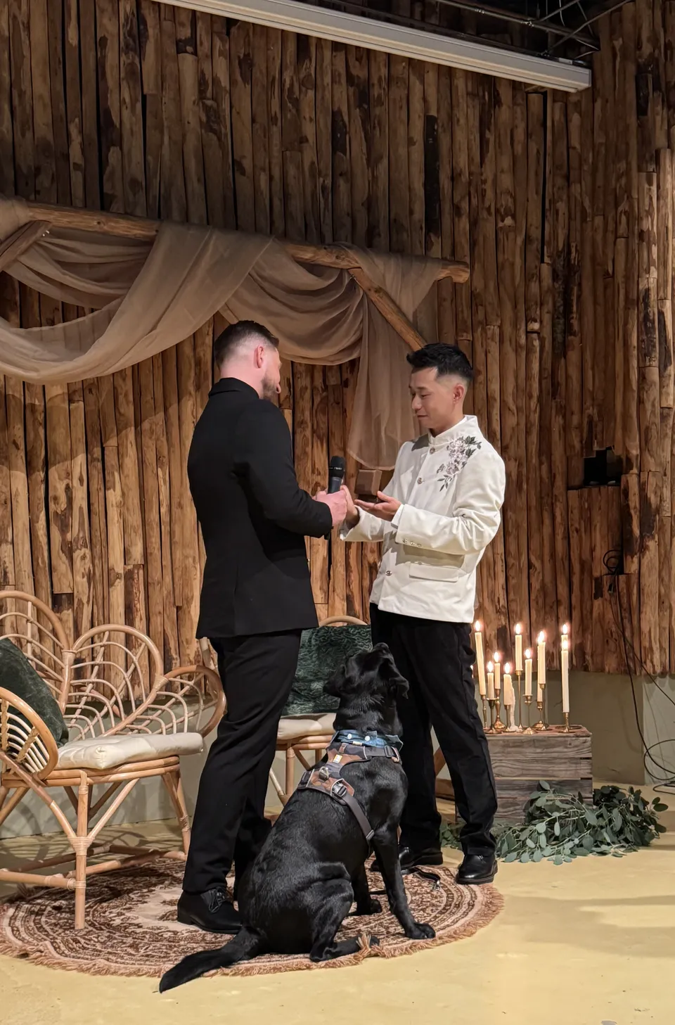 Ricky and Kees exchanging rings during the ceremony.